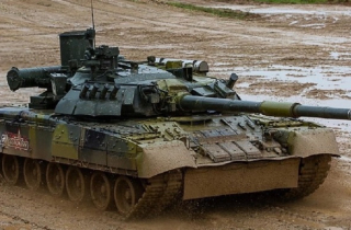 Xe tăng T-80 tái xuất trong các đơn vị tinh nhuệ của Nga