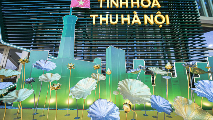 Phố cổ Hà Nội ‘gây sốt’ tại Hội chợ Mùa thu lần thứ nhất - 2025