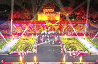 Tăng tốc hút khách quốc tế