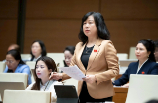 Bạo hành nhân viên y tế là hành vi chống người thi hành công vụ