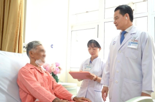 Tái tạo xương hàm cho người bệnh tim nặng, từng 6 năm sống trong đau đớn