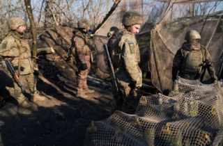 Ukraine tấn công cảng dầu Tuapse, Nga tiếp tục dồn lực ở Donetsk