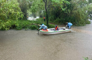 6 người chết và mất tích, hàng nghìn nhà dân ở Quảng Ngãi bị ngập do mưa lớn