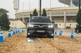 VinFast VF 9 chinh phục khách hàng Hà Nội qua loạt bài lái thử đầy cảm xúc