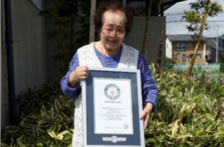 Bí quyết đơn giản giúp cụ bà 102 tuổi minh mẫn, đi 7km mỗi ngày tới chỗ làm