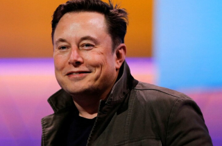 Elon Musk có thể mua gì với khối tài sản khổng lồ?