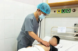 Não mô cầu tăng nhanh: Người khỏe mạnh có thể tử vong trong 24 giờ