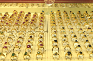 Giá vàng tăng tiếp 1,8 triệu đồng/lượng, chạm đỉnh 3 tuần