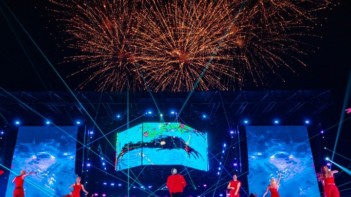 Concert của siêu sao G-DRAGON thăng hoa giữa đại dương ánh sáng Ocean City