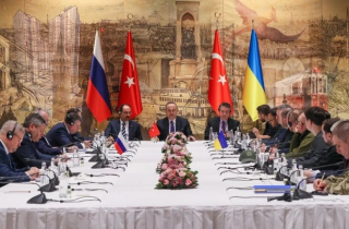 Nga sẵn sàng nối lại đàm phán Istanbul với Ukraine