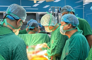 Lần đầu Việt Nam thực hiện thành công 2 ca ghép phổi trong một ngày