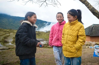 Miền Bắc sắp đón không khí lạnh mạnh nhất từ đầu mùa, miền Trung mưa lớn