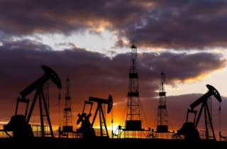 Giá xăng dầu hôm nay 14/11: Tăng trở lại