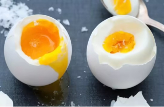 Ăn bao nhiêu quả trứng mỗi ngày là an toàn?