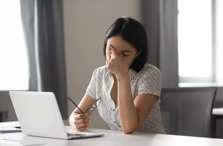 Quy tắc 20/20/20 là gì mà những người làm việc nhiều bằng mắt phải biết?