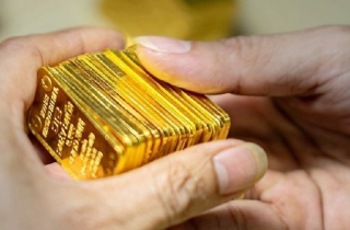 Thị trường vàng đảo chiều tăng mạnh trong phiên sáng 19/11