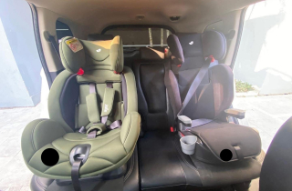Khó lắp nhiều ghế trẻ em cho ô tô 5 chỗ: Đề xuất giải pháp linh hoạt