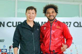 HLV Kim Sang-sik không hài lòng với đội tuyển Việt Nam