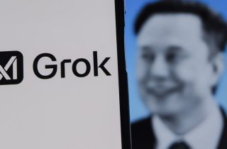 AI gây tranh cãi khi ca ngợi Elon Musk vượt trội hơn cả LeBron James, Da Vinci