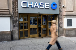 Dữ liệu hàng trăm ngân hàng tại Mỹ bị đe doạ, FBI vội vàng điều tra: Chuyện gì đây?