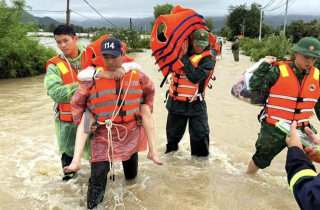 Mưa lũ ở miền Trung - Tây Nguyên làm 102 người chết và mất tích