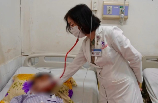 Cúm mùa tăng nhanh ở TP.HCM, nhiều ca nặng do tự dùng thuốc, nhập viện trễ