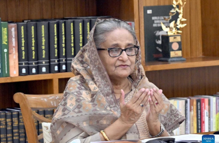 Bangladesh đề nghị Ấn Độ dẫn độ cựu Thủ tướng bị buộc tội chống loài người