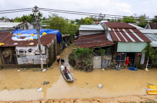 Người dân Quy Nhơn phấp phỏng trước nguy cơ tái ngập