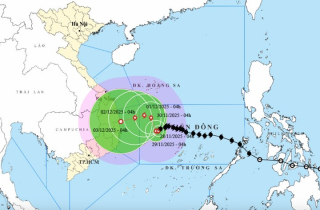 Tin bão số 15 Koto mới nhất: Cường độ bắt đầu suy yếu, liên tục đổi hướng