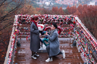 Nữ MC 'độc thân đắt giá nhất VTV' vừa được cầu thủ nổi tiếng cầu hôn là ai?