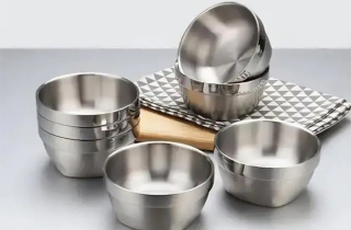 3 loại bát ăn chứa nhiều độc tố mà nhiều người vẫn đang vô tư sử dụng