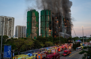 Toàn cảnh thảm kịch cháy chung cư tại Hong Kong khiến ít nhất 128 người chết