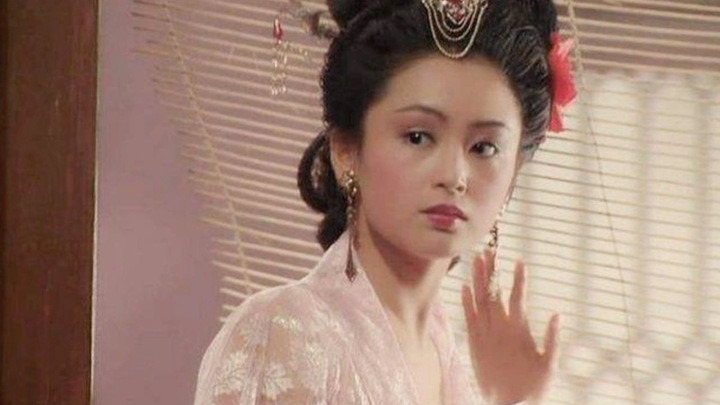 Điêu Thuyền đẹp nhất màn ảnh: Bị mang tiếng 'giật chồng', U60 rời xa showbiz