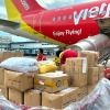 Những chuyến bay Vietjet chở đầy yêu thương