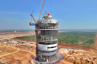 Cận cảnh 'búp sen thép' 3.500 tỷ đồng ở sân bay Long Thành đang tăng tốc về đích