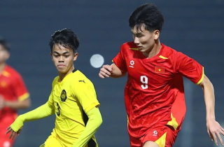 U17 Malaysia thảm bại trước Việt Nam, CĐV ngao ngán 'đá toàn thua'