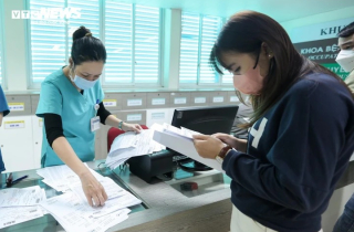 Bộ Y tế thông tin về lộ trình miễn viện phí toàn dân