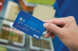 Thu phí tài khoản có số dư dưới 500.000 đồng/tháng: Ngân hàng nguy cơ mất khách?