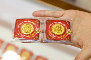 Giá vàng hôm nay 3/12: Quay đầu giảm