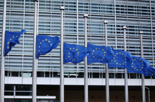 EC đề xuất hai phương án giải quyết nhu cầu tài chính của Ukraine