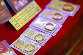 Giá vàng hôm nay 8/12: Lấy lại mốc 4.200 USD/ounce