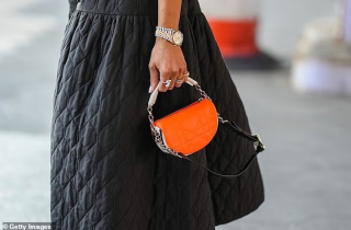 Nhà trị liệu tâm lý tiết lộ 38 dấu hiệu cho thấy bạn tự tin hay tự ti