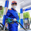 Giá xăng dự báo giảm gần 400 đồng/lít trong kỳ điều hành chiều nay