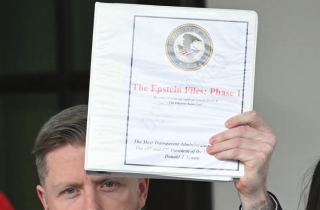 Có gì trong hồ sơ tỷ phú ấu dâm Jeffrey Epstein chuẩn bị được công bố?