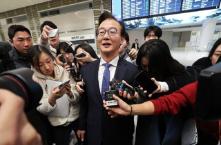 Bộ trưởng Hàn Quốc từ chức vì cáo buộc nhận tiền từ Giáo hội Thống nhất