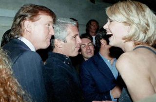 Chấn động loạt ảnh mới từ dinh thự tỷ phú ấu dâm Jeffrey Epstein