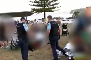 Australia: Xả súng tại bãi biển Bondi, 10 người thiệt mạng