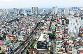 Không khí Hà Nội cải thiện, bầu trời trong xanh sau nhiều ngày ô nhiễm