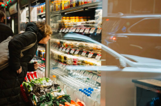 Lạm phát Mỹ bất ngờ giảm mạnh: Giới chuyên gia đồng loạt cảnh báo 'đây không phải tín hiệu đáng mừng'