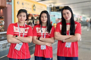 Giành 3 HCV SEA Games trở về, 3 chị em võ sĩ đau đớn nhận tin mất cha